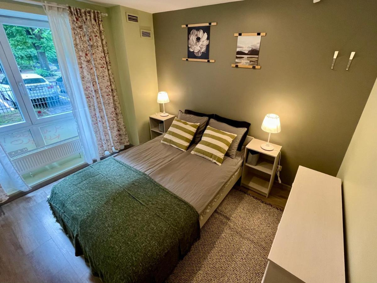 Cozy Vibes Like Home It Is Quiet Apartment With Three Bedrooms Riga Dış mekan fotoğraf