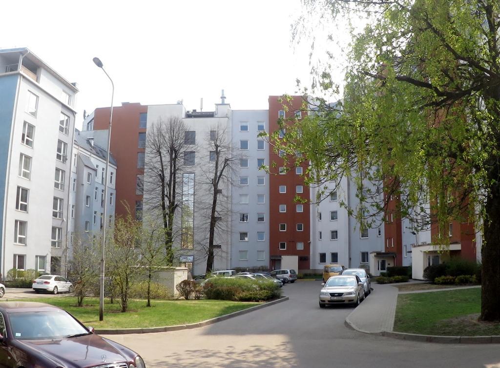 Cozy Vibes Like Home It Is Quiet Apartment With Three Bedrooms Riga Dış mekan fotoğraf
